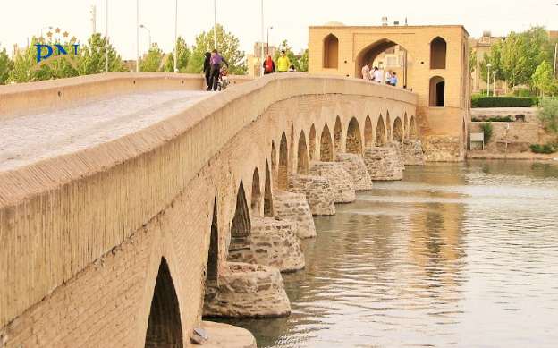 معماری پل جسر حسین